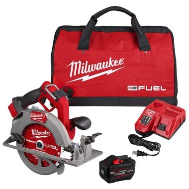 Milwaukee M18 FUEL 7-1/4 Inch Circular Saw Kit